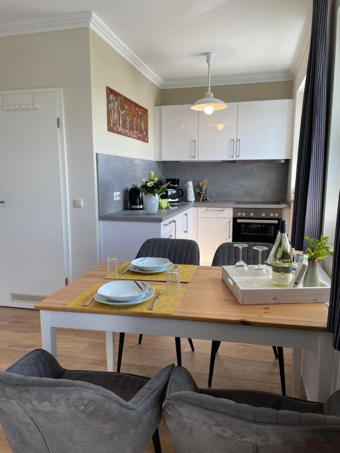 Апартаменты Ostseestrand-apartments Остзебад Нинхаген